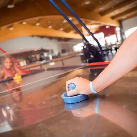 مكان تخييم Zecamping 4 Pet Friendly Terrain Multisports Piscine Couverte