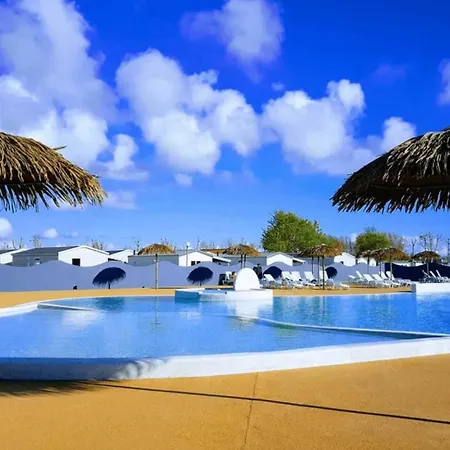 - Piscine - Ccb0cfa Kamp alanı