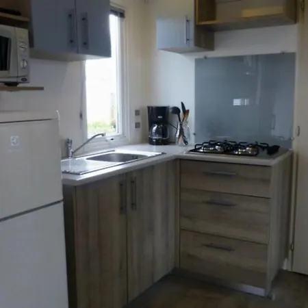 אתר קמפינג - Piscine - Ccb0cfa Angles (Vendee)