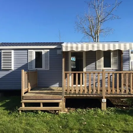 Zecamping 4 Pet Friendly Terrain Multisports Piscine Couverte مكان تخييم Angles (Vendee)